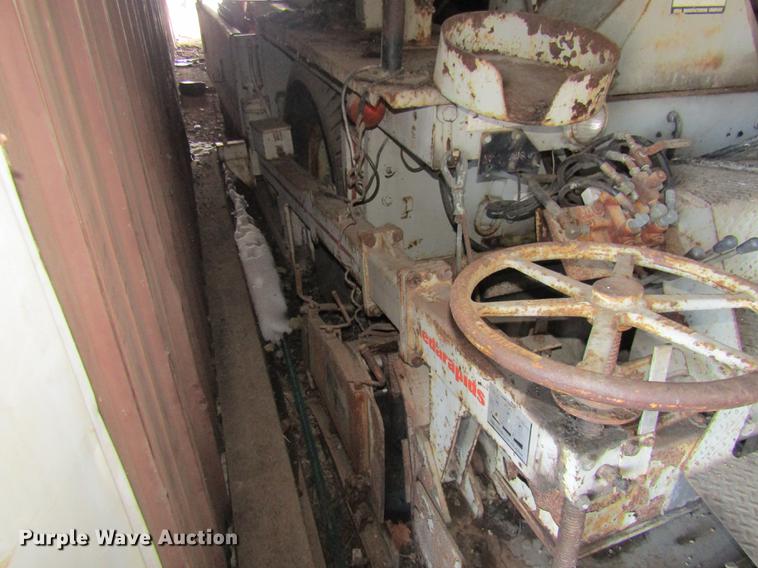 image for item DE5956 Cedarapids BSF531 paver