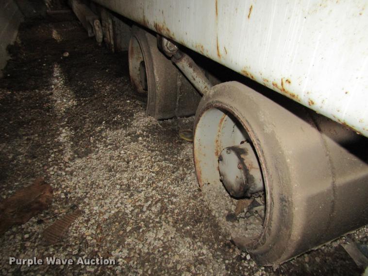 image for item DE5956 Cedarapids BSF531 paver