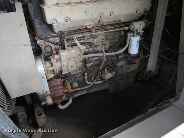 image for item DE6396 1995 Leroi 1600 Versatrol air compressor