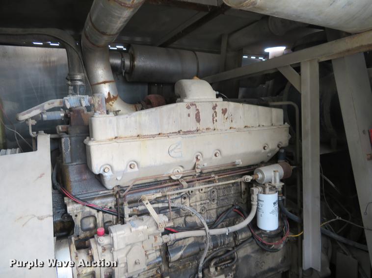 image for item DE6396 1995 Leroi 1600 Versatrol air compressor