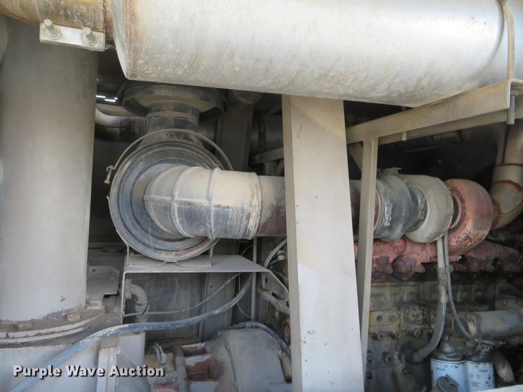 image for item DE6396 1995 Leroi 1600 Versatrol air compressor