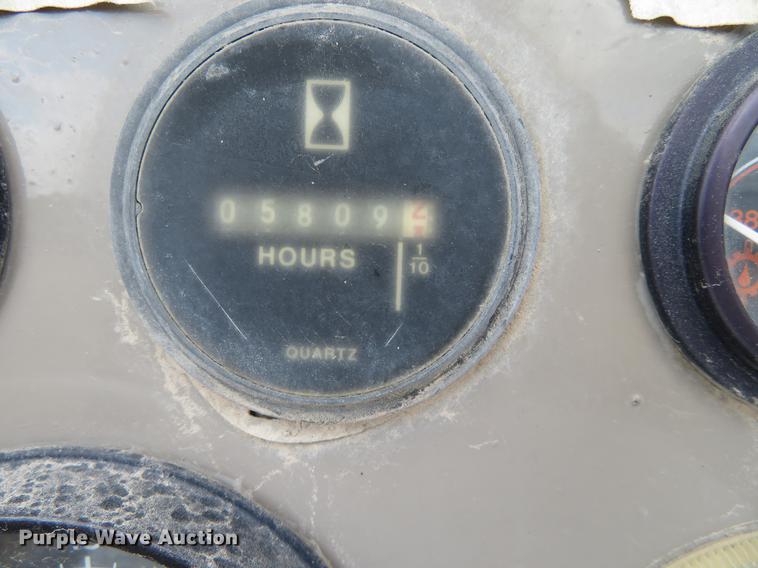 image for item DE6396 1995 Leroi 1600 Versatrol air compressor