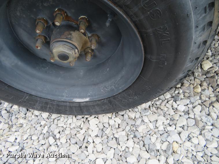 image for item DE6396 1995 Leroi 1600 Versatrol air compressor