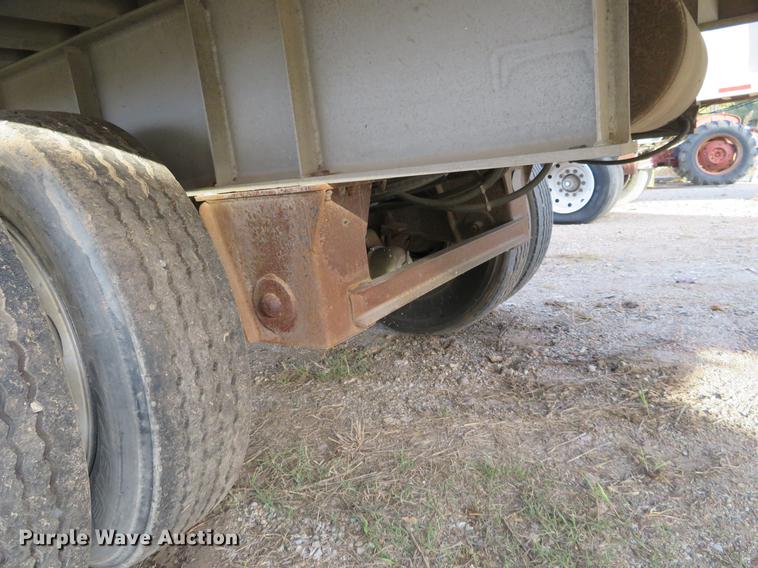 image for item DE6532 1995 Vantage S-102-SS end dump trailer