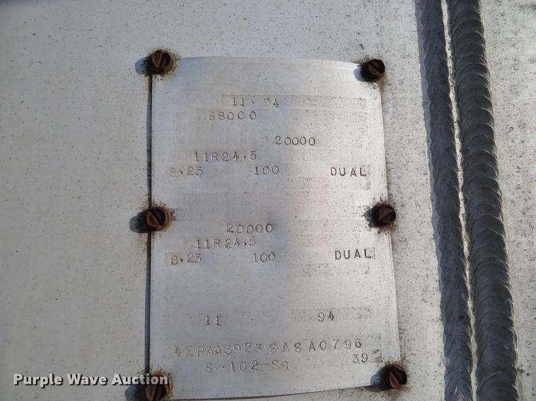 image for item DE6532 1995 Vantage S-102-SS end dump trailer