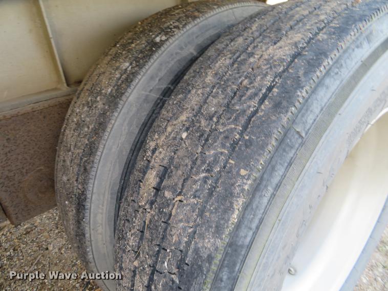 image for item DE6532 1995 Vantage S-102-SS end dump trailer