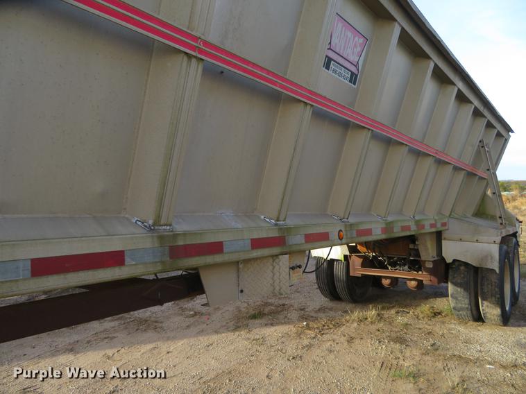 image for item DE6533 1995 Vantage SV-102 end dump trailer