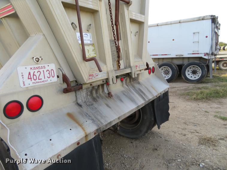 image for item DE6533 1995 Vantage SV-102 end dump trailer