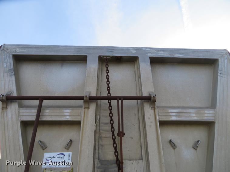 image for item DE6533 1995 Vantage SV-102 end dump trailer