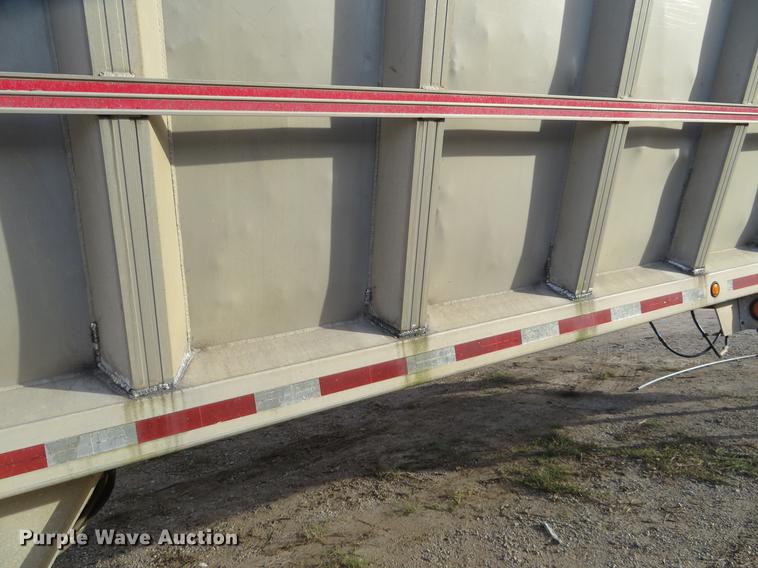 image for item DE6533 1995 Vantage SV-102 end dump trailer