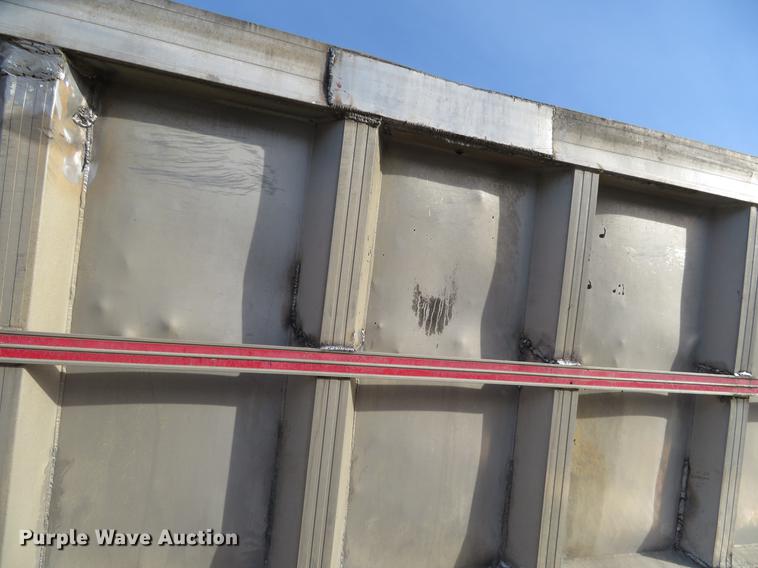 image for item DE6533 1995 Vantage SV-102 end dump trailer