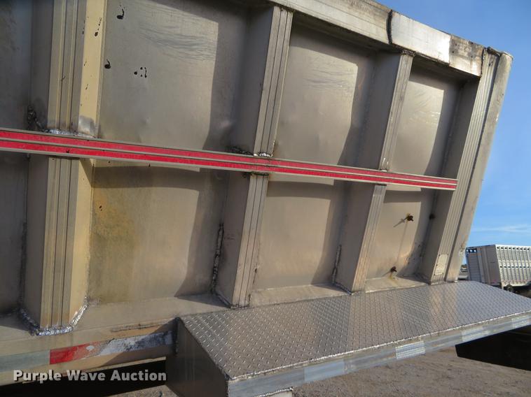 image for item DE6533 1995 Vantage SV-102 end dump trailer