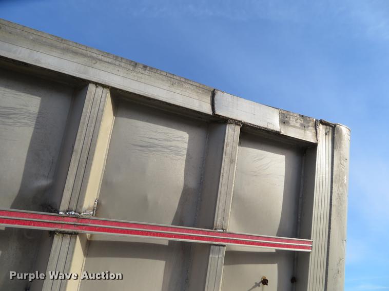 image for item DE6533 1995 Vantage SV-102 end dump trailer