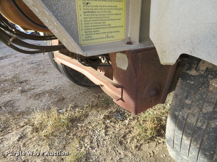 image for item DE6533 1995 Vantage SV-102 end dump trailer