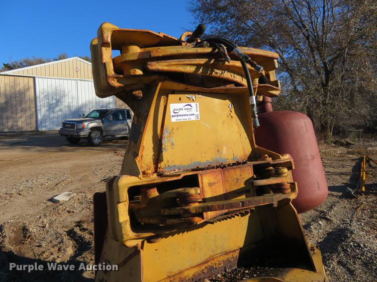 image for item DE6550 Esco 2016 excavator feller buncher