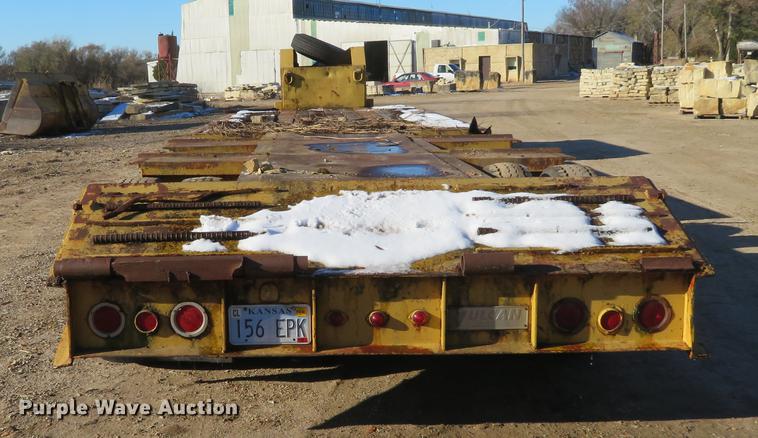image for item DE6551 1975 Vulcan LB-4038 drop deck equipment trailer