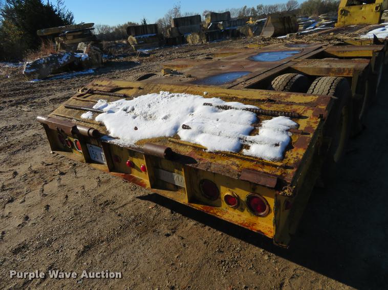 image for item DE6551 1975 Vulcan LB-4038 drop deck equipment trailer