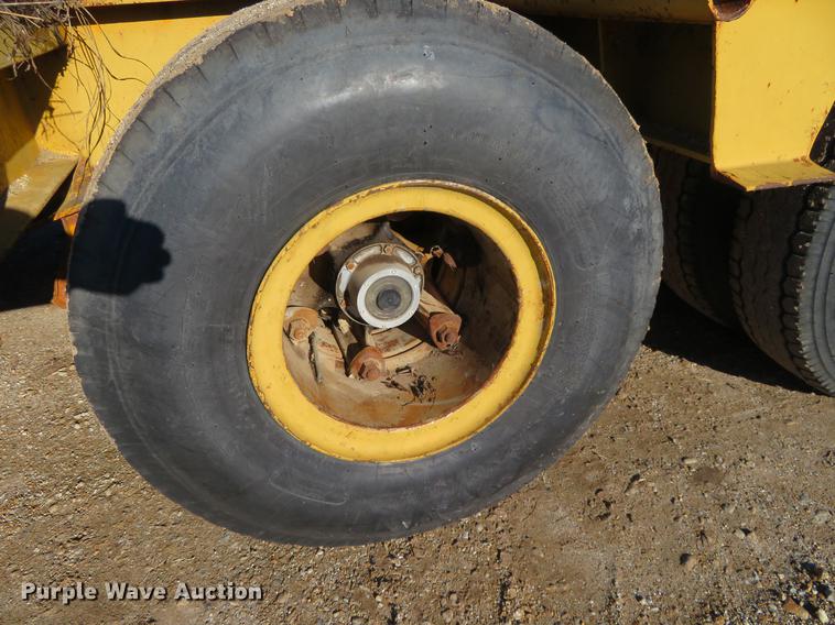 image for item DE6551 1975 Vulcan LB-4038 drop deck equipment trailer