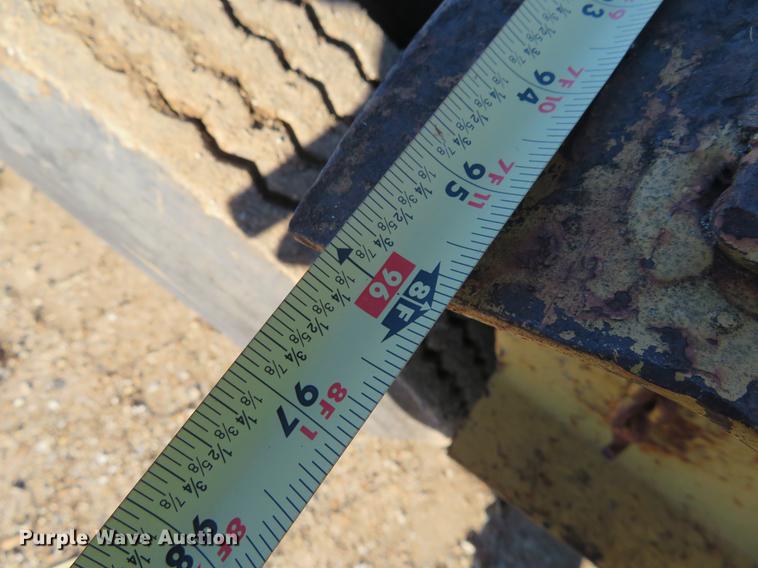 image for item DE6551 1975 Vulcan LB-4038 drop deck equipment trailer