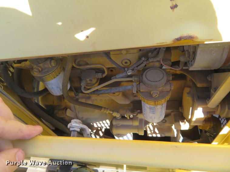 image for item DE6565 1996 International 8200 drilling rig truck