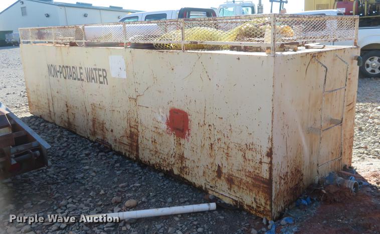 image for item DE6566 Water tank