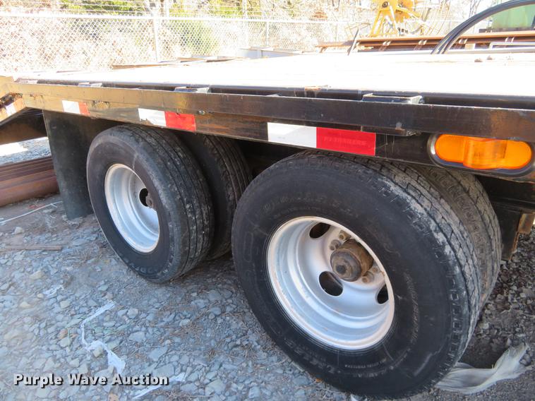image for item DE6569 2014 PJ equipment trailer