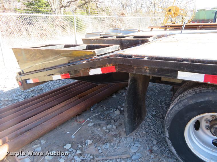 image for item DE6569 2014 PJ equipment trailer