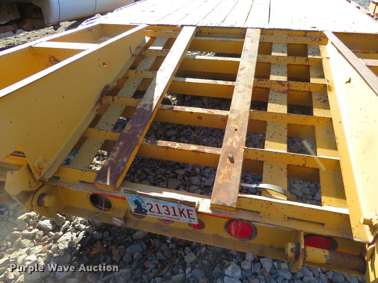 image for item DE6572 2013 Belshe FB9T equipment trailer