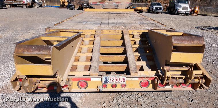 image for item DE6575 2011 Belshe FB9T equipment trailer