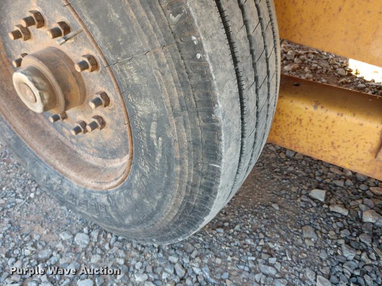 image for item DE6578 2007 Belshe FB9T equipment trailer