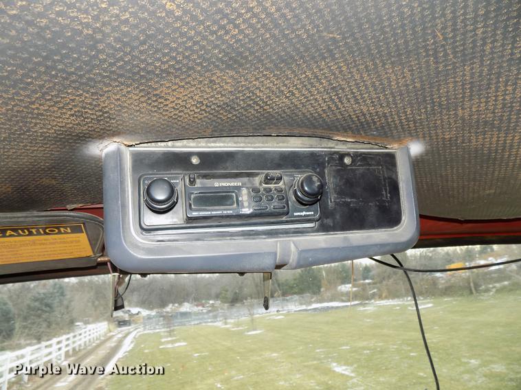 image for item DE7547 1987 Ford L8000 dump truck