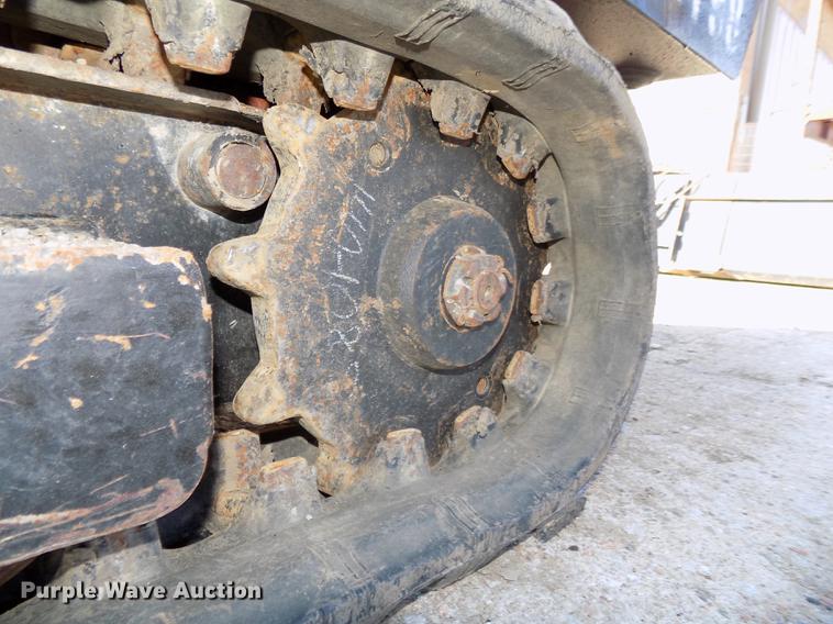 image for item DE7556 2006 Ditch Witch SK350 compact utility loader