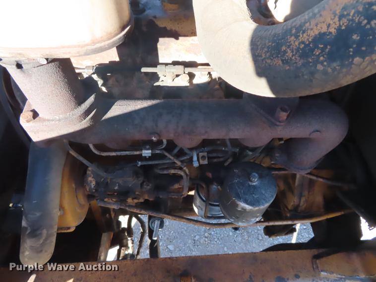 image for item DF1290 1982 Case 580D backhoe