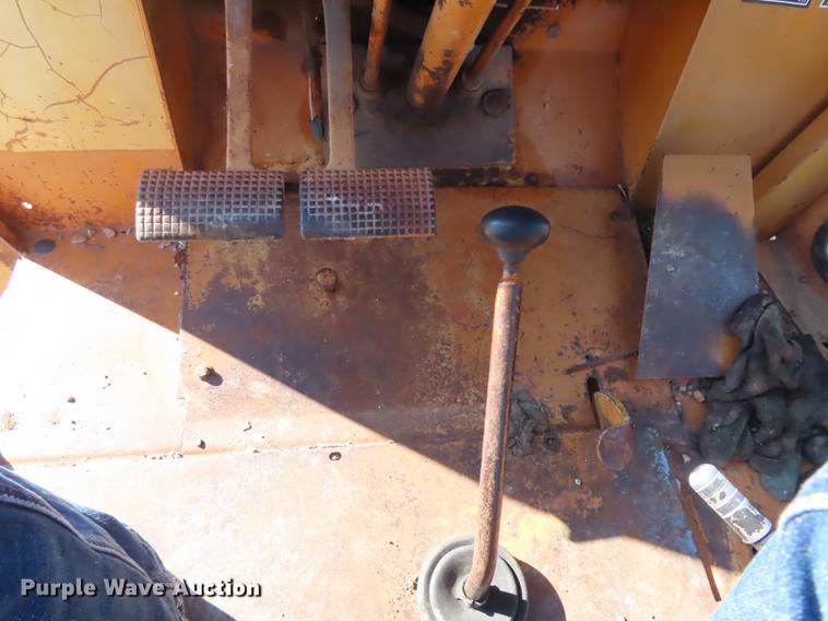 image for item DF1290 1982 Case 580D backhoe