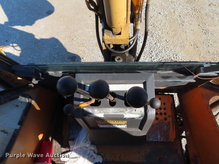 image for item DF1290 1982 Case 580D backhoe