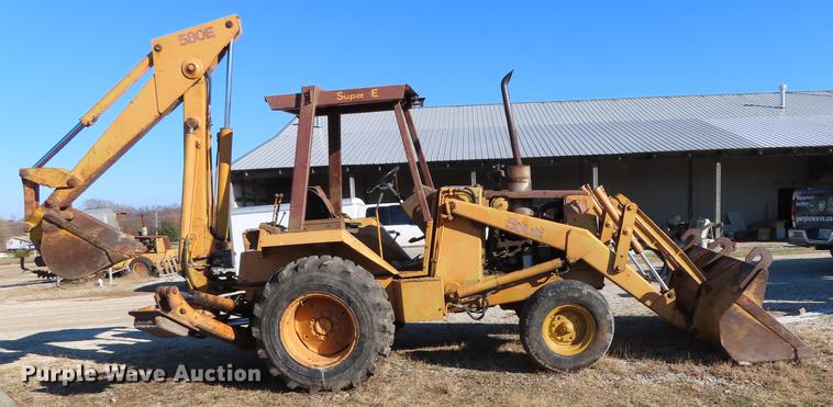 image for item DF1291 Case 580E backhoe