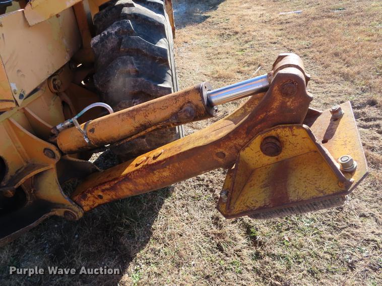 image for item DF1291 Case 580E backhoe