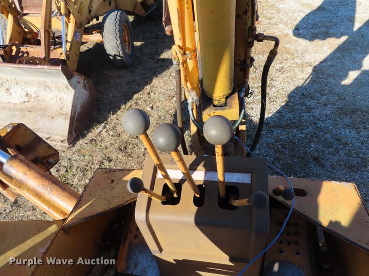 image for item DF1291 Case 580E backhoe