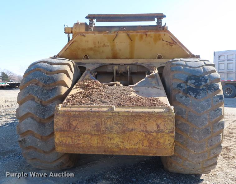 image for item DF1306 1974 Caterpillar 623B elevating scraper