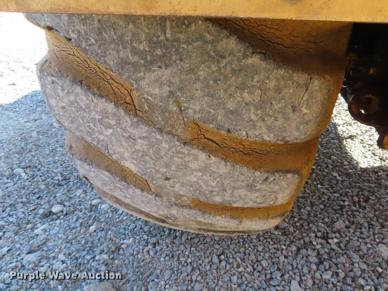 image for item DF1306 1974 Caterpillar 623B elevating scraper