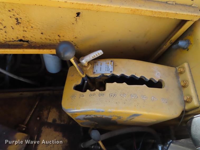 image for item DF1306 1974 Caterpillar 623B elevating scraper