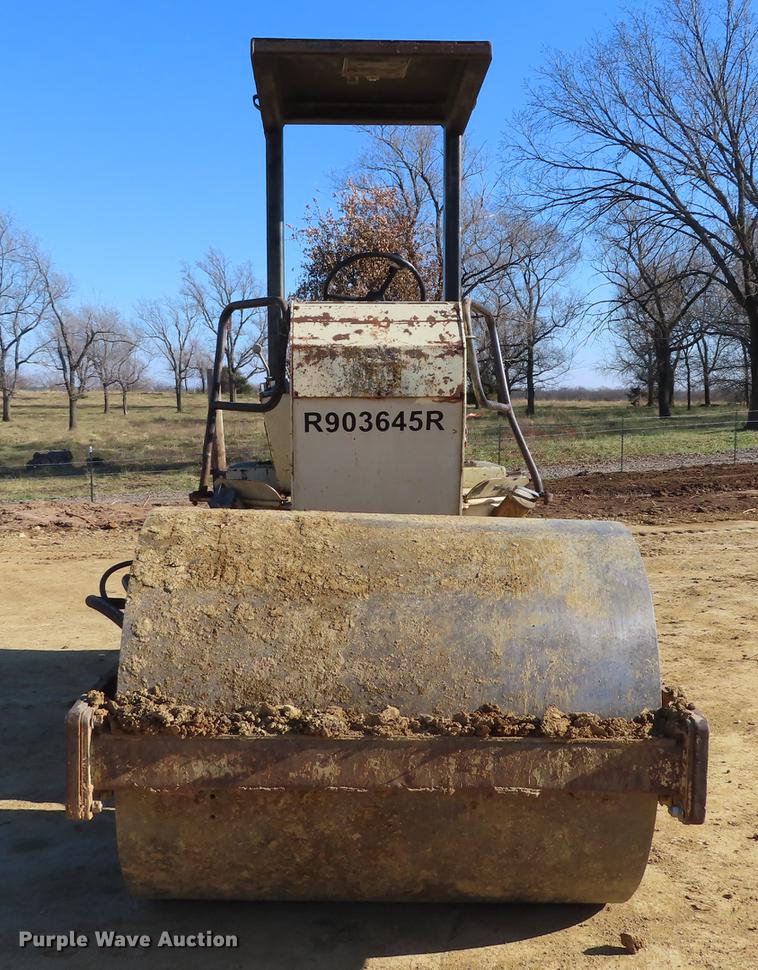 image for item DF1307 1988 Ingersoll Rand SD40F single drum vibratory roller