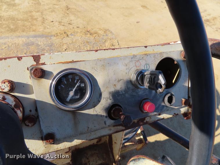 image for item DF1307 1988 Ingersoll Rand SD40F single drum vibratory roller