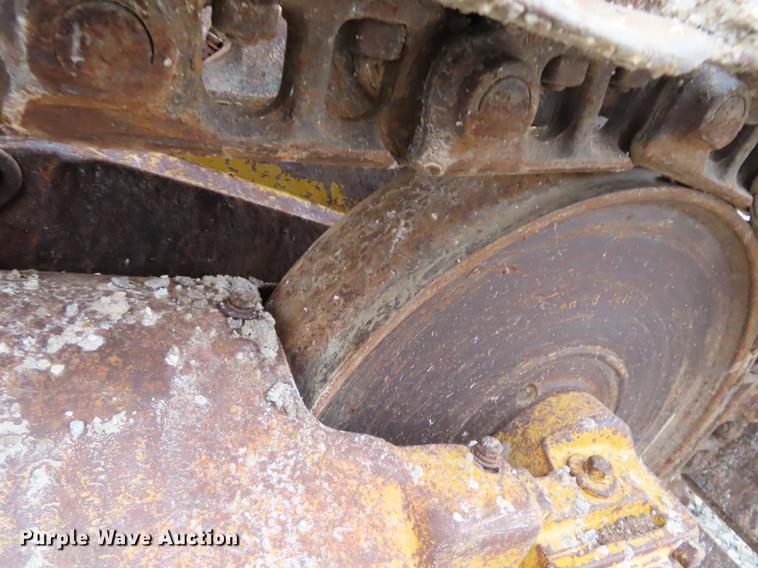 image for item DF1322 Caterpillar D3 dozer