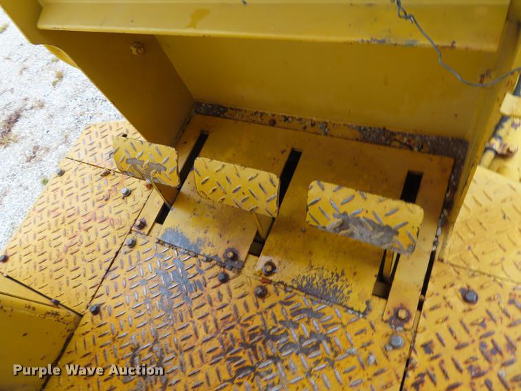 image for item DF1322 Caterpillar D3 dozer