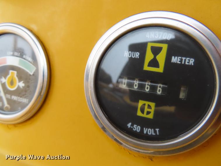 image for item DF1322 Caterpillar D3 dozer