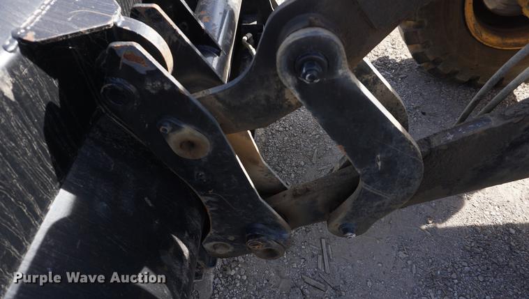 image for item DF1541 1989 Michigan L70 wheel loader