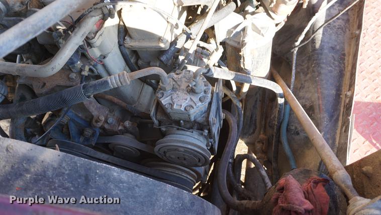 image for item DF1653 1985 International Paystar 5000 truck cab and chassis