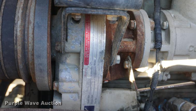 image for item DF1653 1985 International Paystar 5000 truck cab and chassis