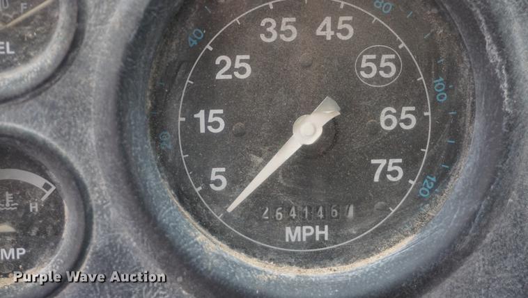 image for item DF1656 1990 Ford L7000 dump flatbed truck